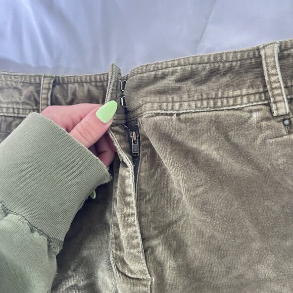 Nine & Co Weekend Embroidered Corduroy Mini Skirt Green Flowers Studded Women 14 - Picture 3 of 7